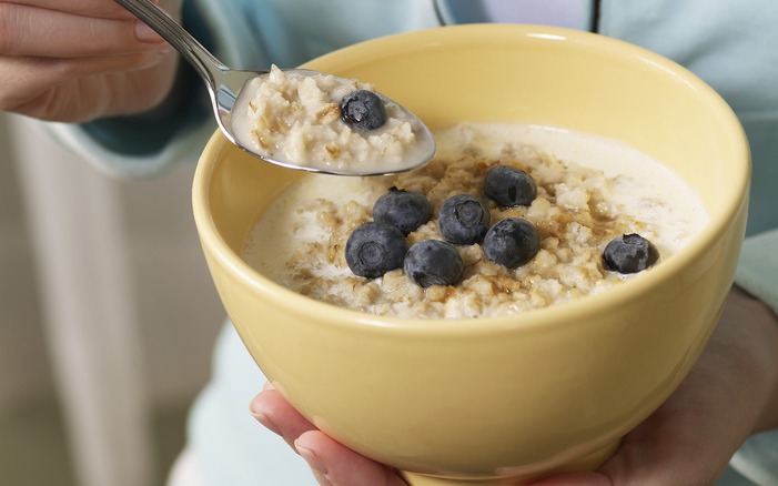 Sau Tết, hãy bắt đầu giảm cân bằng 6 nhóm thực phẩm này