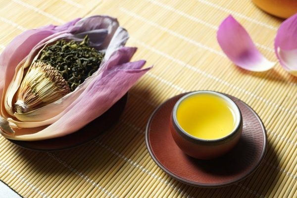 Hoa và sức khỏe phái đẹp - Liệu pháp dịu dàng từ thiên nhiên