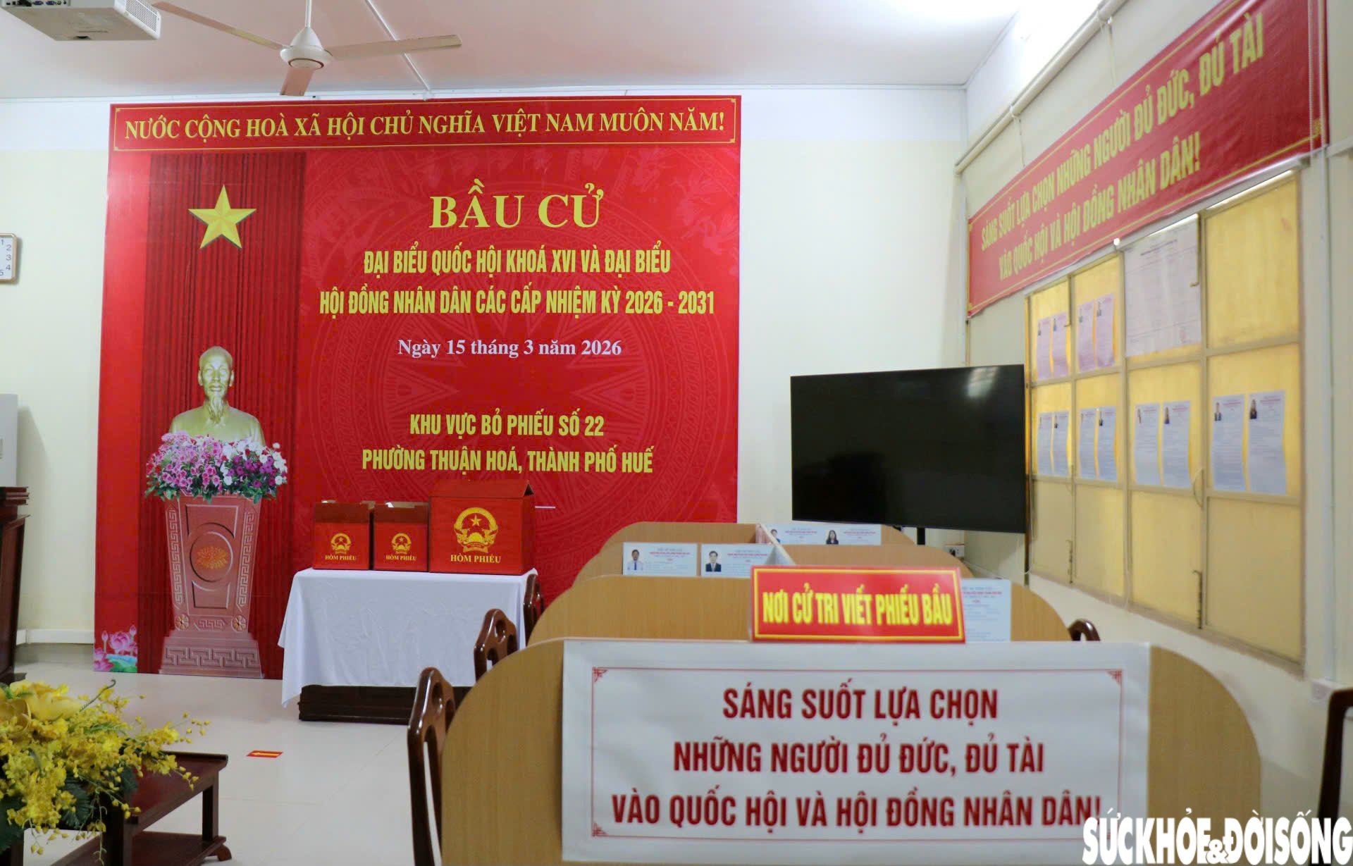 Các điểm bầu cử đặc biệt tại bệnh viện ở Huế sẵn sàng cho ngày hội non sông- Ảnh 7.