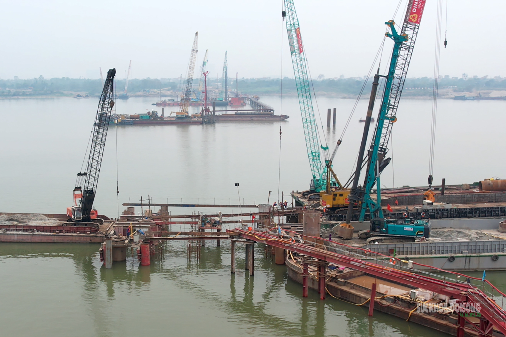 Đại công trường cầu Thượng Cát tăng tốc, quyết cán mốc trước mùa lũ- Ảnh 8.