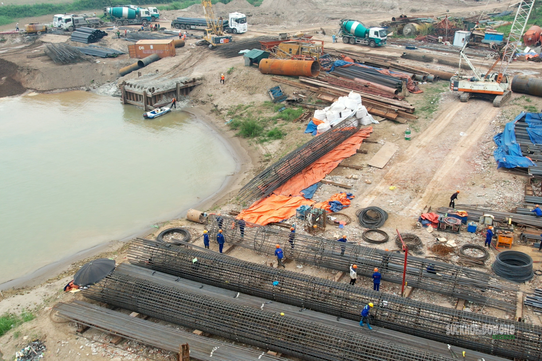 Đại công trường cầu Thượng Cát tăng tốc, quyết cán mốc trước mùa lũ- Ảnh 10.