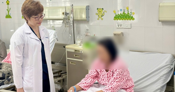 Vùng kín lở loét vì đắp thuốc lá dân gian chữa ngứa