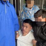 Siết cổ người phụ nữ đang cắt rau ngoài đồng cướp bông tai vàng