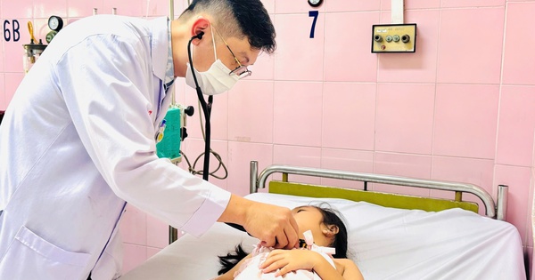 Bộ Y tế yêu cầu truy xuất nguồn gốc thực phẩm khiến gần 150 trẻ nhập viện do nghi ngộ độc tại TP HCM