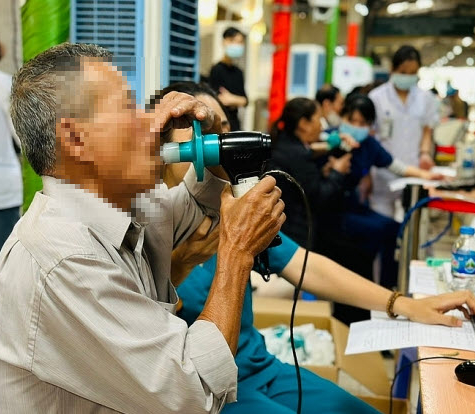 Bộ Y tế đề xuất mở điểm chăm sóc người cao tuổi ban ngày tại cộng đồng đặt ở nhà văn hóa, tổ dân phố- Ảnh 2.