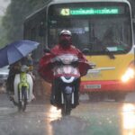 Cảnh báo mưa dông mạnh nhiều khu vực đêm nay