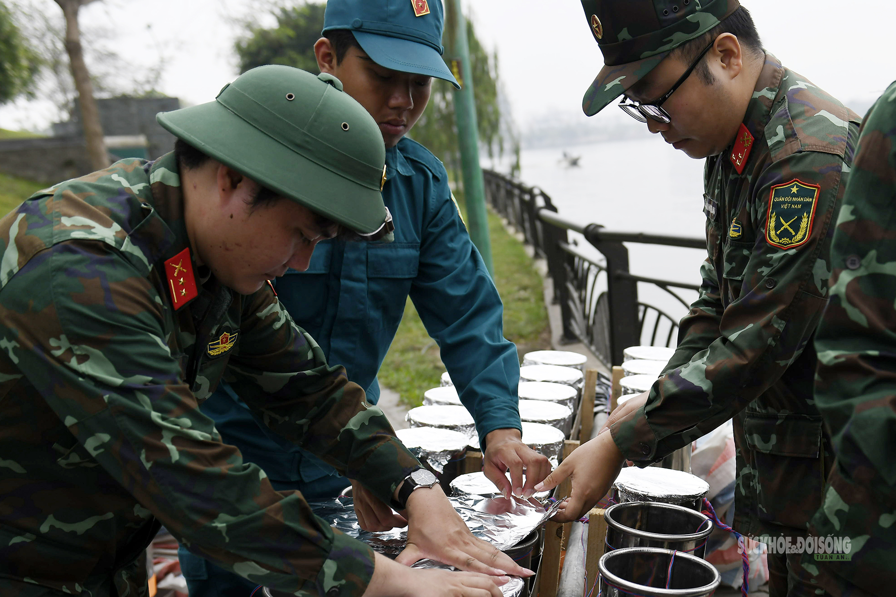 Sẵn sàng cho màn pháo hoa rực sáng Đất Tổ- Ảnh 7. Sẵn sàng cho màn pháo hoa rực sáng Đất Tổ- Ảnh 7.