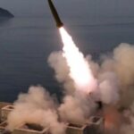 Triều Tiên thử nghiệm 5 tên lửa đạn đạo Hwasong-11 mang đầu đạn chùm