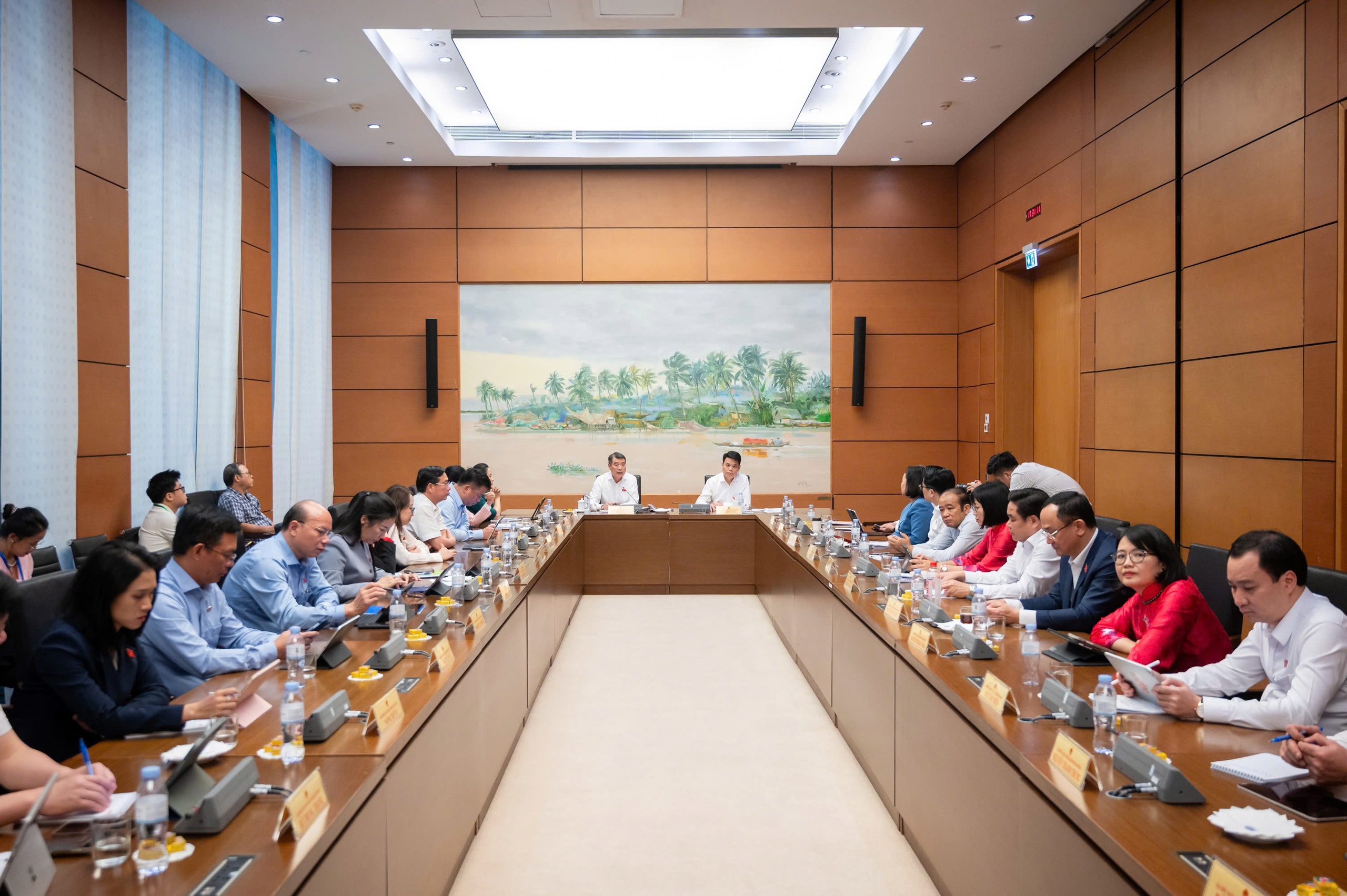 Thủ tướng: Chính sách thuế phải tạo ra sự công bằng, tháo gỡ khó khăn cho hộ kinh doanh- Ảnh 2. Thủ tướng: Chính sách thuế phải tạo ra sự công bằng, tháo gỡ khó khăn cho hộ kinh doanh- Ảnh 2.