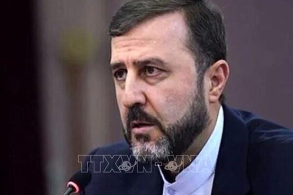 Iran sẵn sàng cho kịch bản tái diễn xung đột với Mỹ