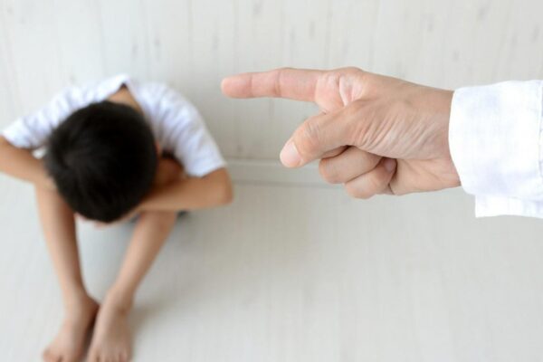 Bộ Y tế đề nghị tăng cường phòng, chống bạo lực, xâm hại trẻ em