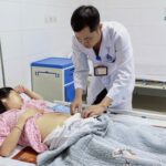 Báo động đỏ toàn viện cứu mẹ con sản phụ