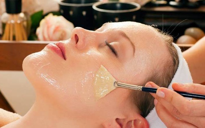 Nên dùng lòng trắng hay lòng đỏ trứng gà để làm đẹp da?- Ảnh 3.