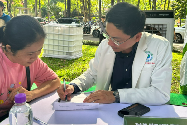 Ăn nhiều đạm để tăng cơ, giảm cân: Đừng biến chế độ lành mạnh thành nguy cơ sức khỏe