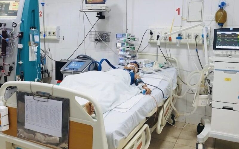 Học sinh lớp 5 bất ngờ đổ gục, ngừng tim trong giờ học
