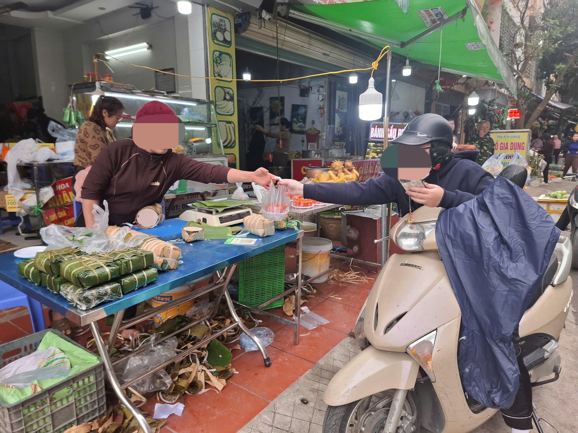 Đề xuất phạt tới 4 triệu đồng nếu để móng tay dài khi bán đồ ăn: Người bán lo lắng, người dân ủng hộ - Ảnh 2.