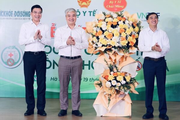 Phát động Cuộc thi “Cơ sở y tế không khói thuốc lá” lần II