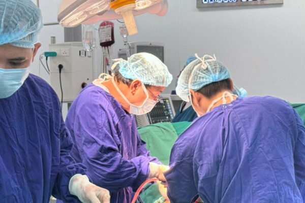Người phụ nữ vỡ lách và gãy 5 xương sườn do tai nạn vượt cửa tử