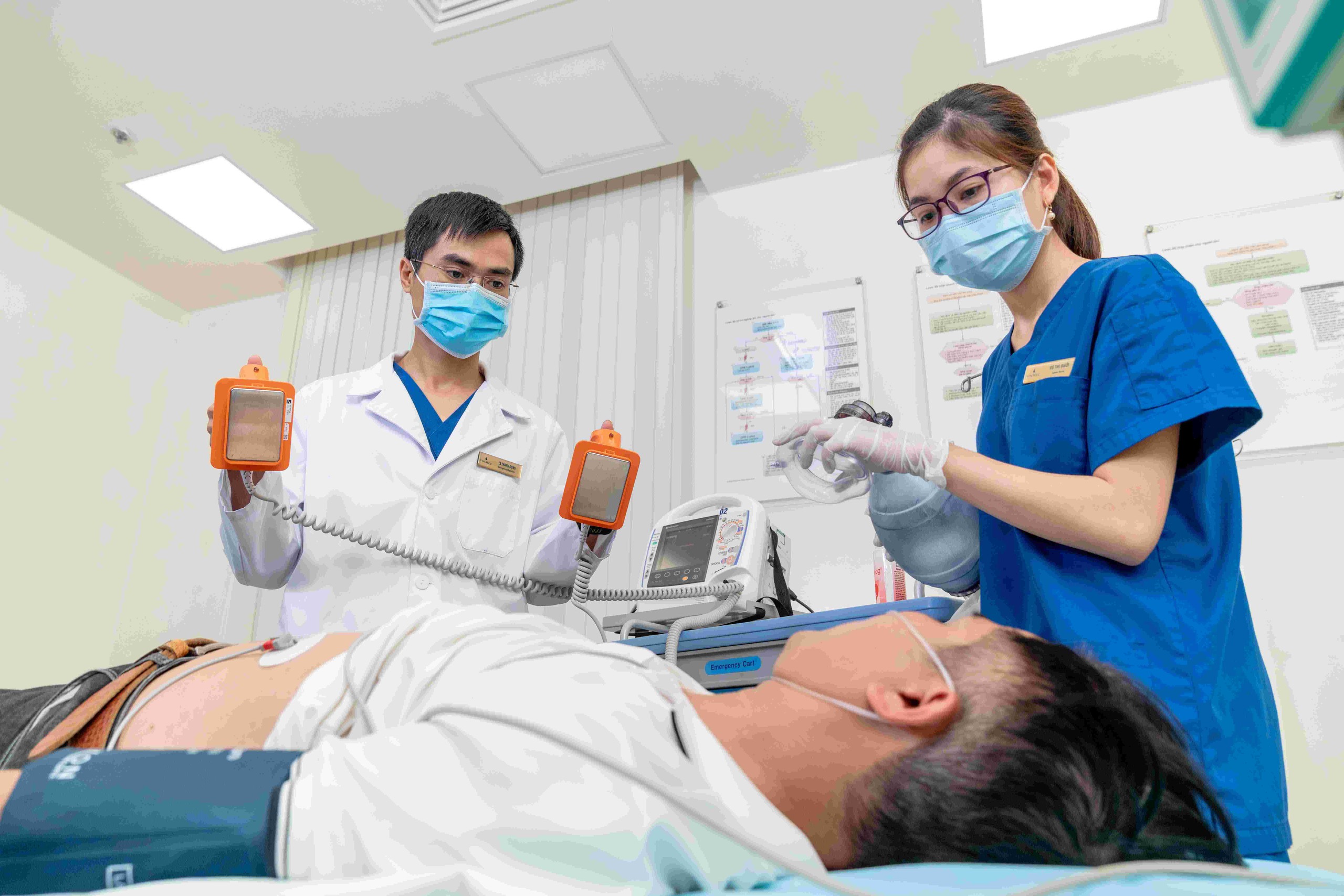 anh-2-17780552618721688366274 Người phụ nữ vỡ lách và gãy 5 xương sườn do tai nạn vượt cửa tử- Ảnh 2.