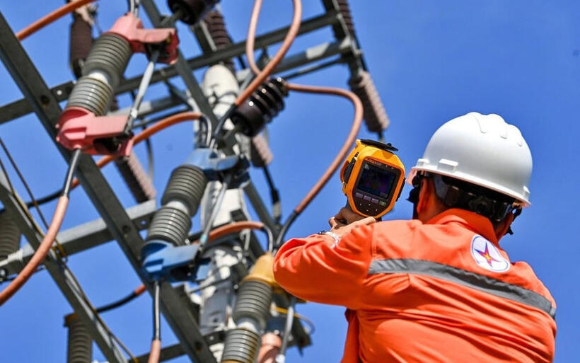 Chuyên gia chỉ cách giảm hóa đơn tiền điện khi điều chỉnh khung giờ cao điểm- Ảnh 1.