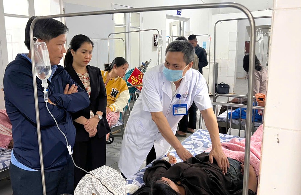 img5699-1777636314302158528679 Bộ Y tế vào cuộc vụ 64 người ở Quảng Trị nghi ngộ độc thực phẩm sau ăn bánh mì- Ảnh 1.
