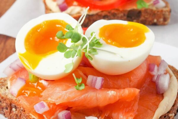 Mùa ôn thi: 2 thực phẩm tốt nhất trong bữa sáng giúp cải thiện trí nhớ cho học sinh