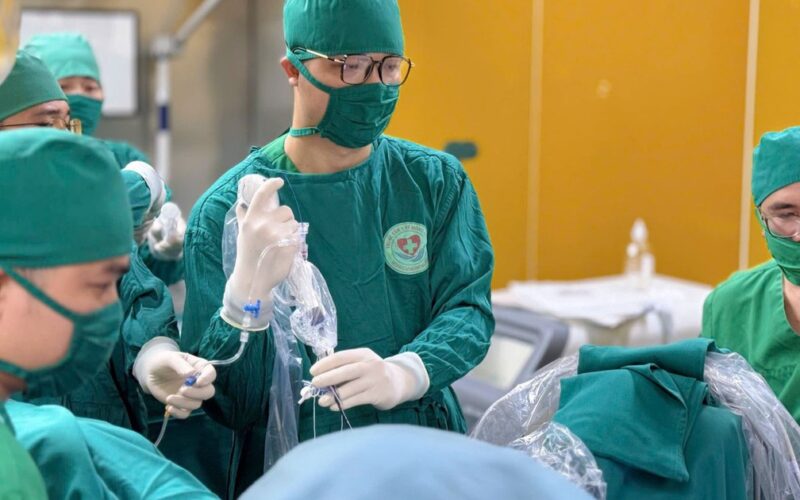 Phối hợp liên viện, cứu sống bệnh nhân đứt động mạch cánh tay