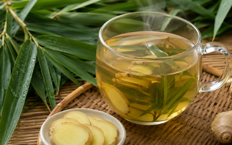 Uống nước lá tre trong mùa hè có tác dụng gì?