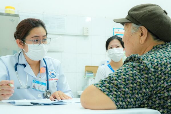 TPHCM triển khai hồ sơ sức khỏe điện tử cho toàn dân, gắn mã định danh cá nhân