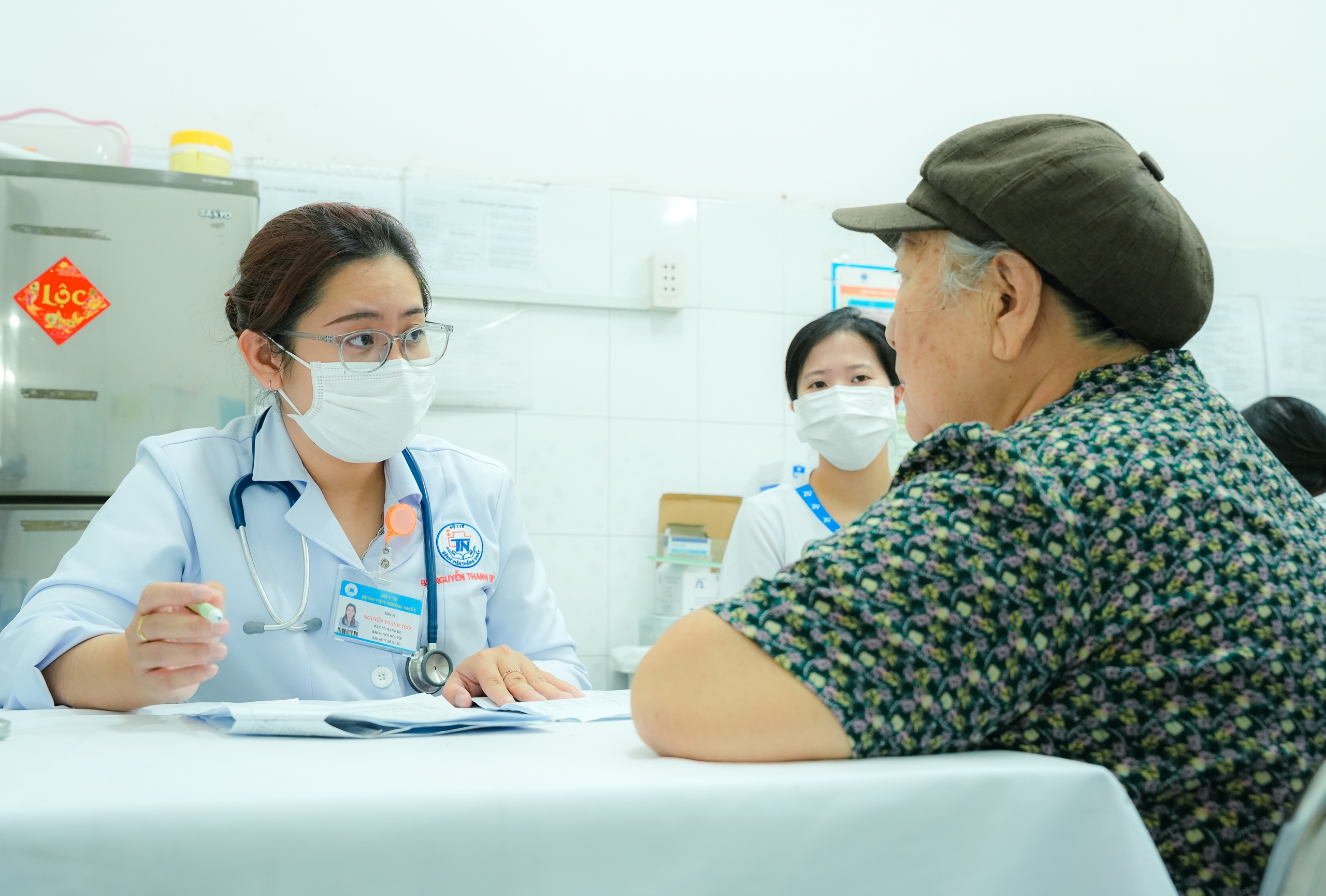 tan-son-3-17779651989221721954041 TPHCM triển khai hồ sơ sức khỏe điện tử cho toàn dân, gắn mã định danh cá nhân- Ảnh 1.