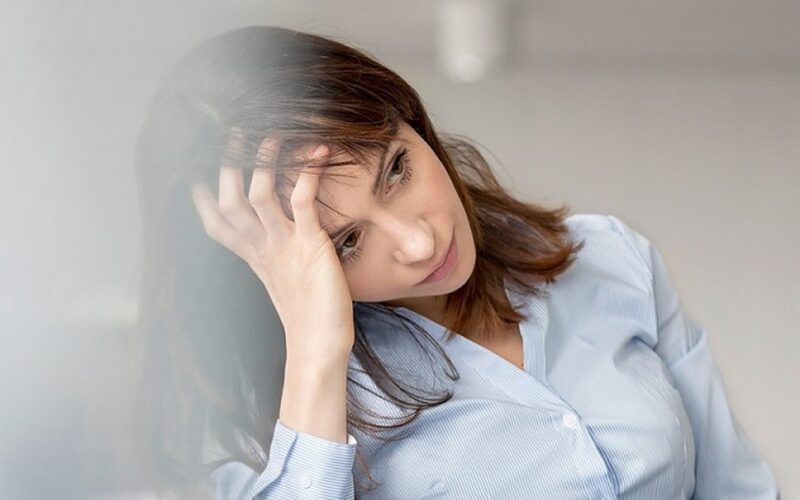 Chóng mặt ở phụ nữ tiền mãn kinh