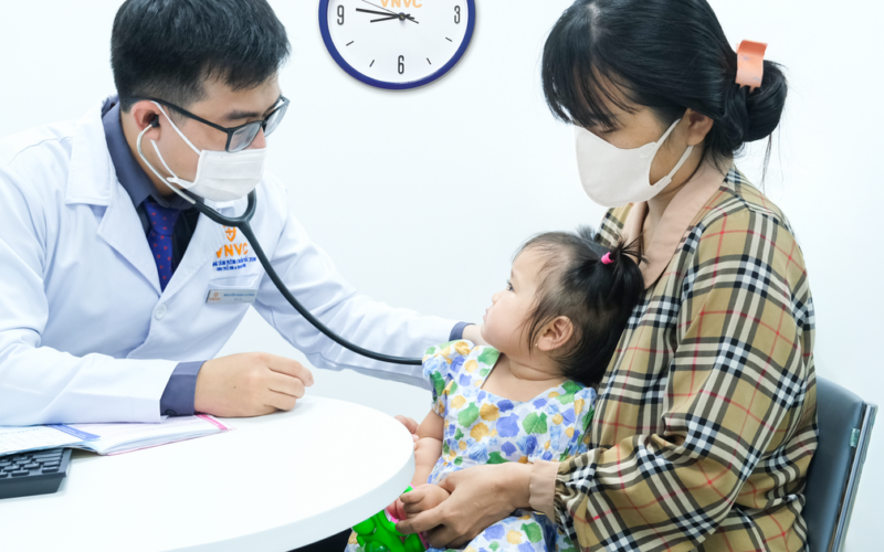 Bộ Y tế: Khám sức khỏe định kỳ ít nhất 1 năm/lần cho trẻ dưới 6 tuổi, có tầm soát tự kỷ