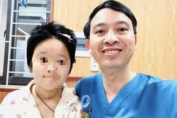 6 tháng hôn mê sâu do xuất huyết não cô bé 15 tuổi ở Hải Phòng hồi sinh kỳ diệu