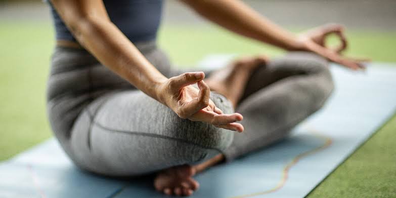 8 lý do phụ nữ nên tập yoga mỗi ngày - Ảnh 2.
