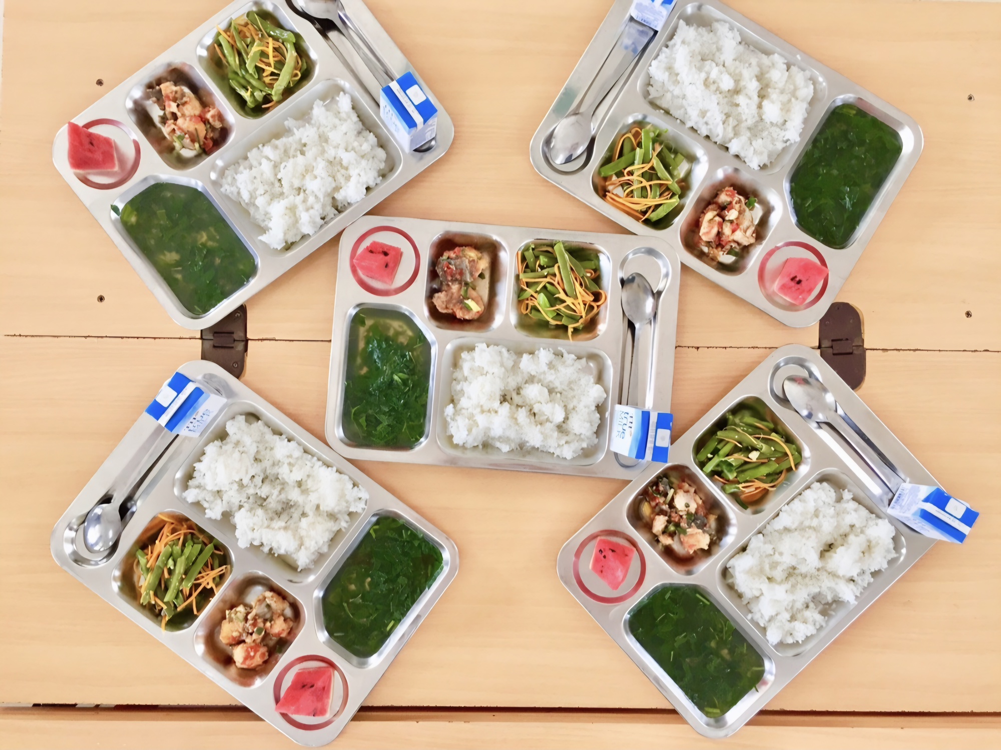 Anh hùng Lao động Thái Hương và những trăn trở về đề xuất xây dựng Luật Dinh dưỡng học đường- Ảnh 2.
