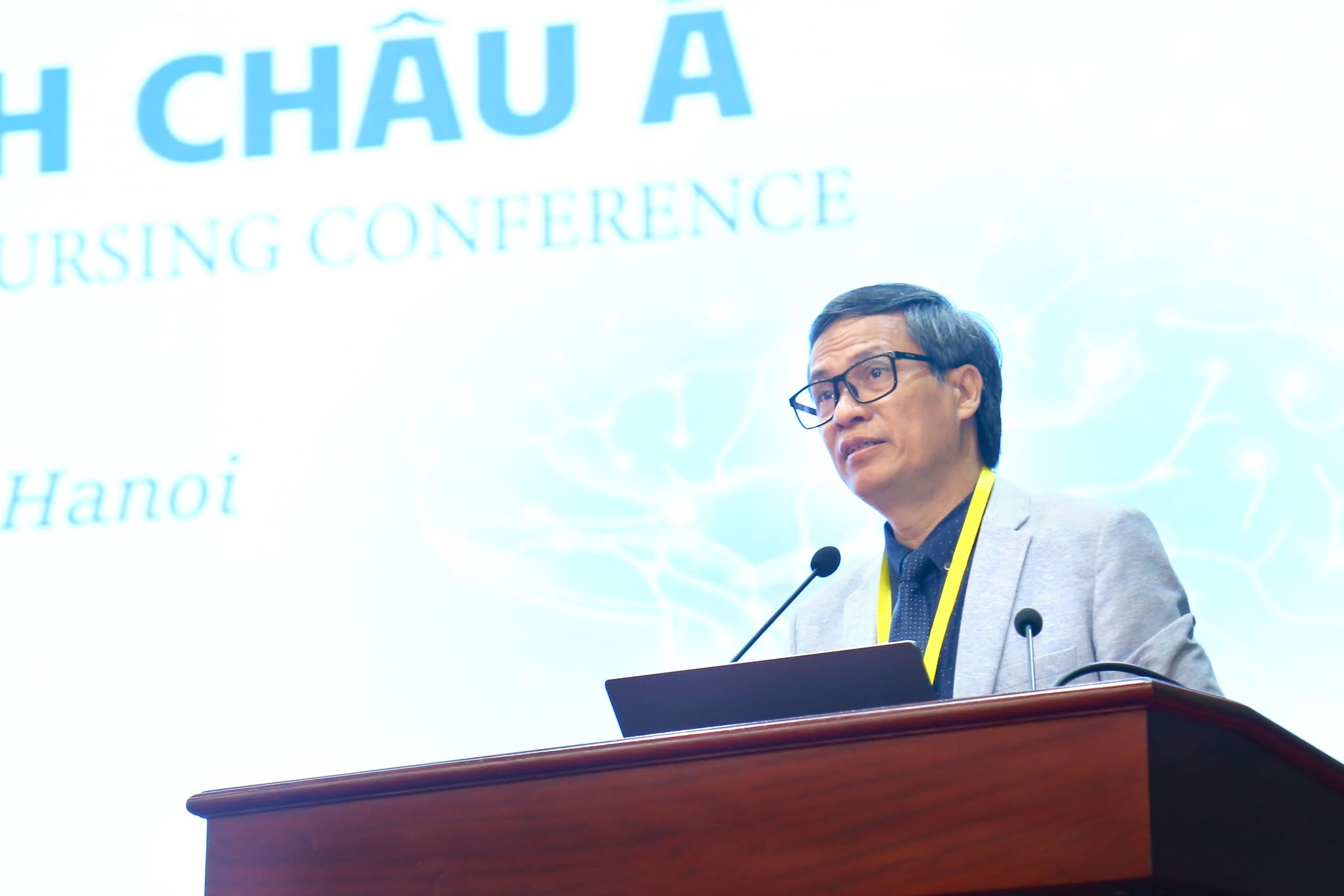 Thúc đẩy hợp tác quốc tế, phát triển chuyên sâu phẫu thuật thần kinh trong kỷ nguyên số- Ảnh 1.