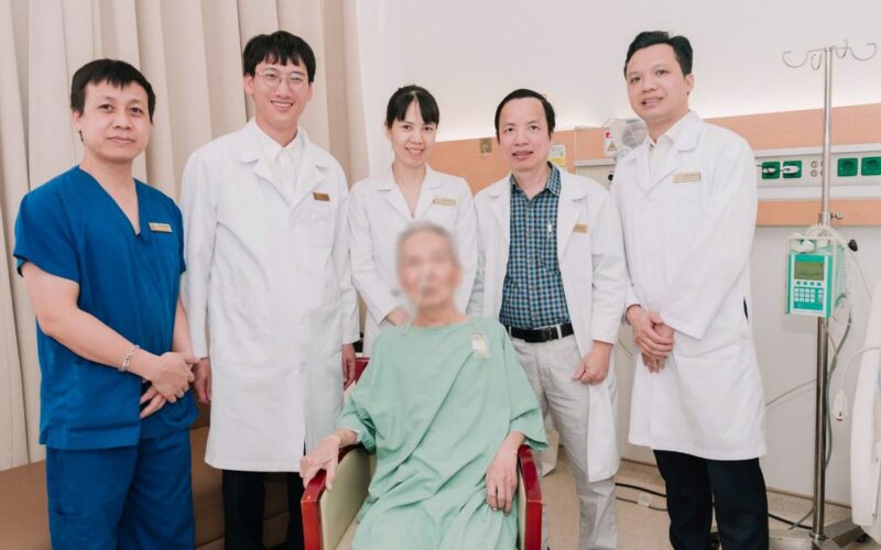 Vinmec Times City giành lại sự sống cho cụ ông 81 tuổi nguy kịch vì vỡ động mạch chủ ngực