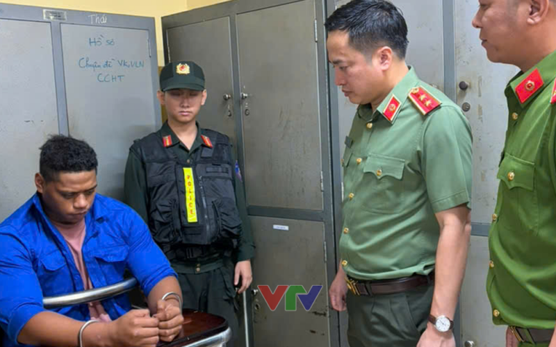 Bắt giữ hai nghi phạm bắn 2 người ngay trung tâm TPHCM