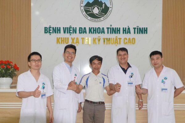 Bệnh viện Đa khoa Hà Tĩnh điều trị thành công cho bệnh nhân ung thư trực tràng di căn gan giai đoạn 4