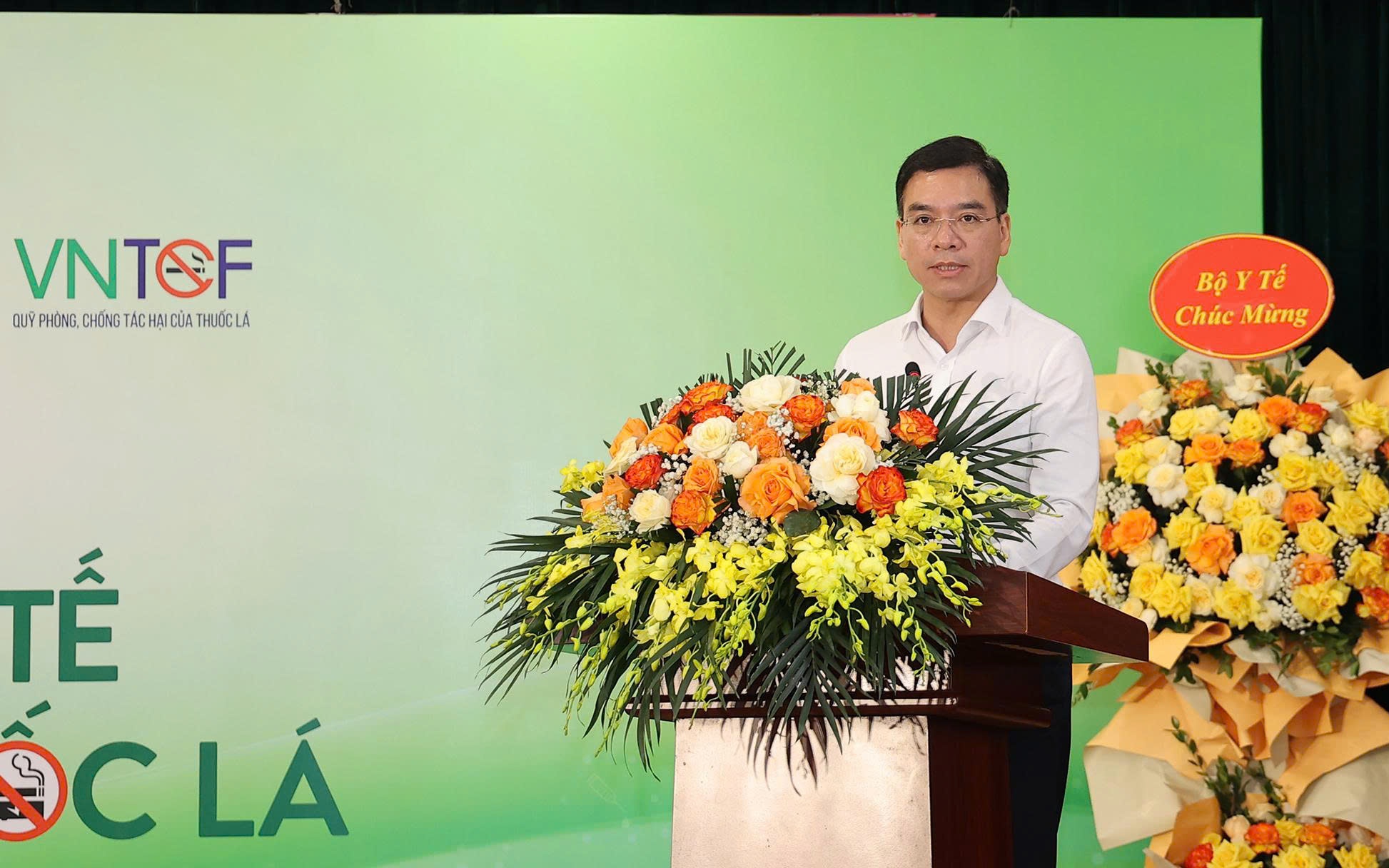 Việc xây dựng cơ sở y tế không khói thuốc phải thực chất, không chỉ dừng ở khẩu hiệu...