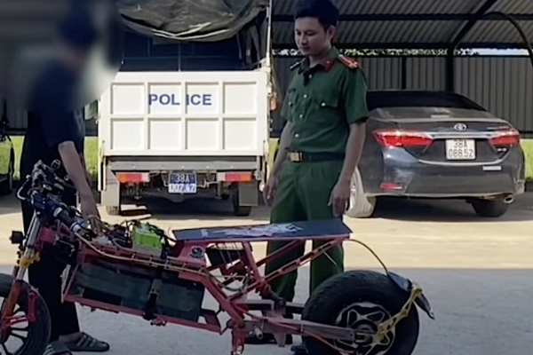 Học sinh lớp 9 đặt mua linh kiện qua mạng để tự chế “siêu xe” có thể chạy hơn 100km/h