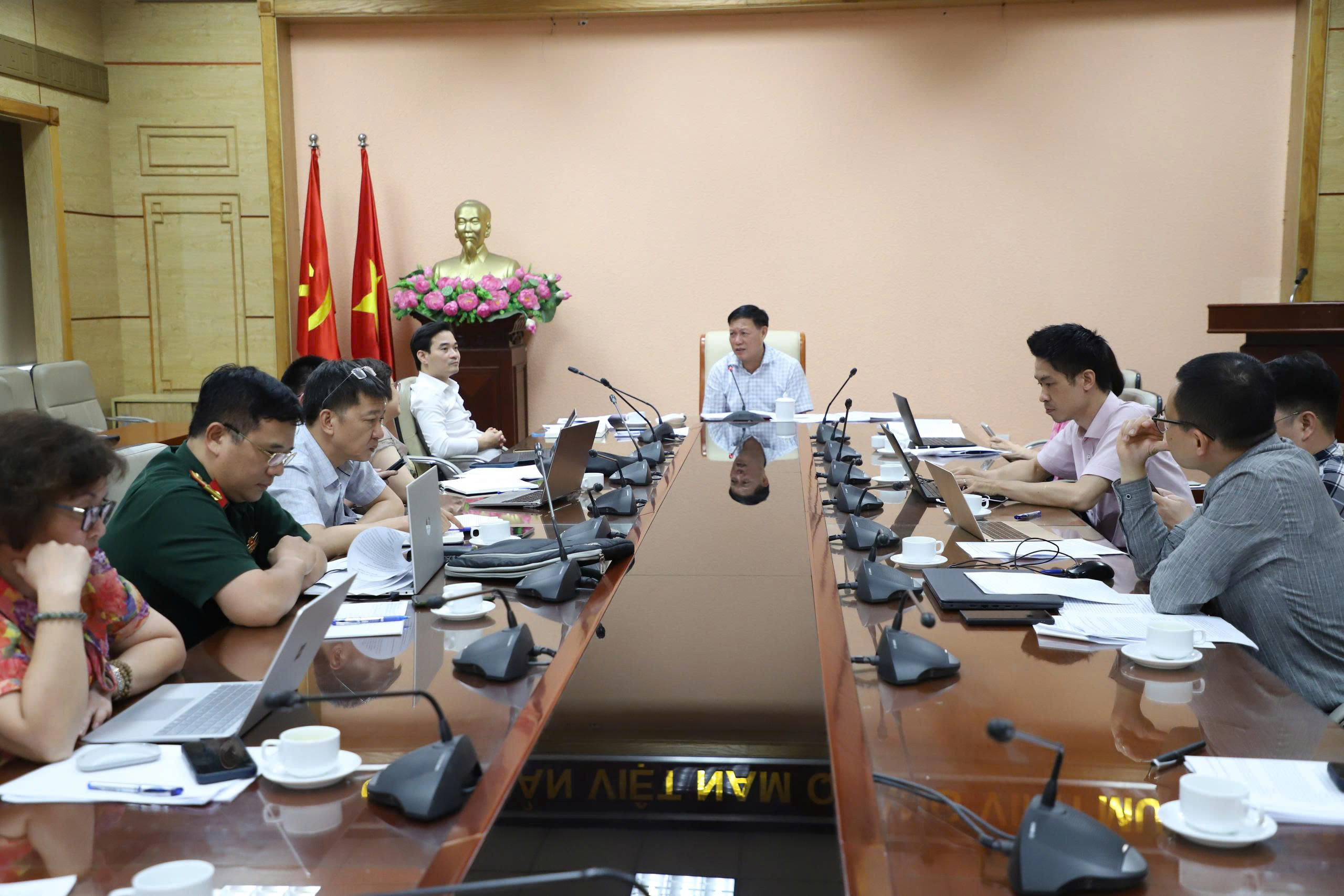 Sửa đổi Luật An toàn thực phẩm: Đề xuất quản lý theo chuỗi, thống nhất đầu mối từ Trung ương đến địa phương- Ảnh 8.