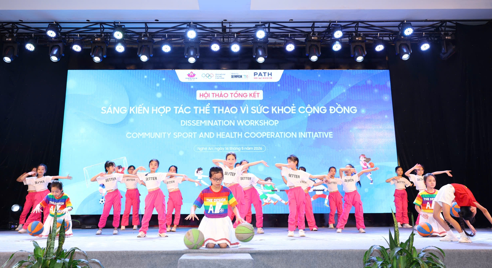 87% thanh thiếu niên Việt Nam thiếu vận động, nguy cơ bệnh tật tăng sớm- Ảnh 2.