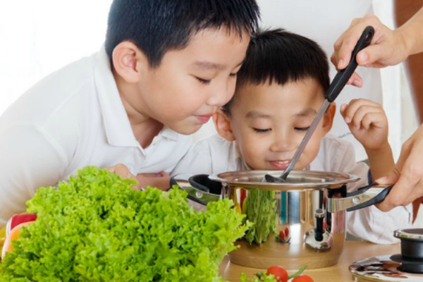 Gợi ý thực đơn thanh mát nhưng vẫn đủ dinh dưỡng cho trẻ vào ngày hè