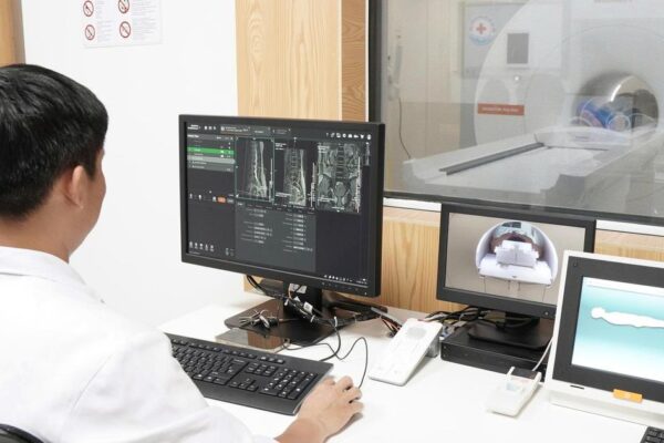 Quảng Ninh đẩy mạnh ứng dụng năng lượng nguyên tử trong y tế, nông nghiệp và công nghiệp