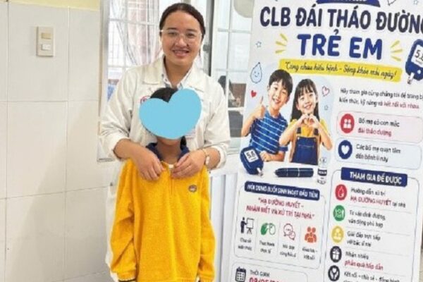 Từ trường hợp một trẻ nguy kịch do đái tháo đường, bác sĩ cảnh báo điều cha mẹ cần làm ngay