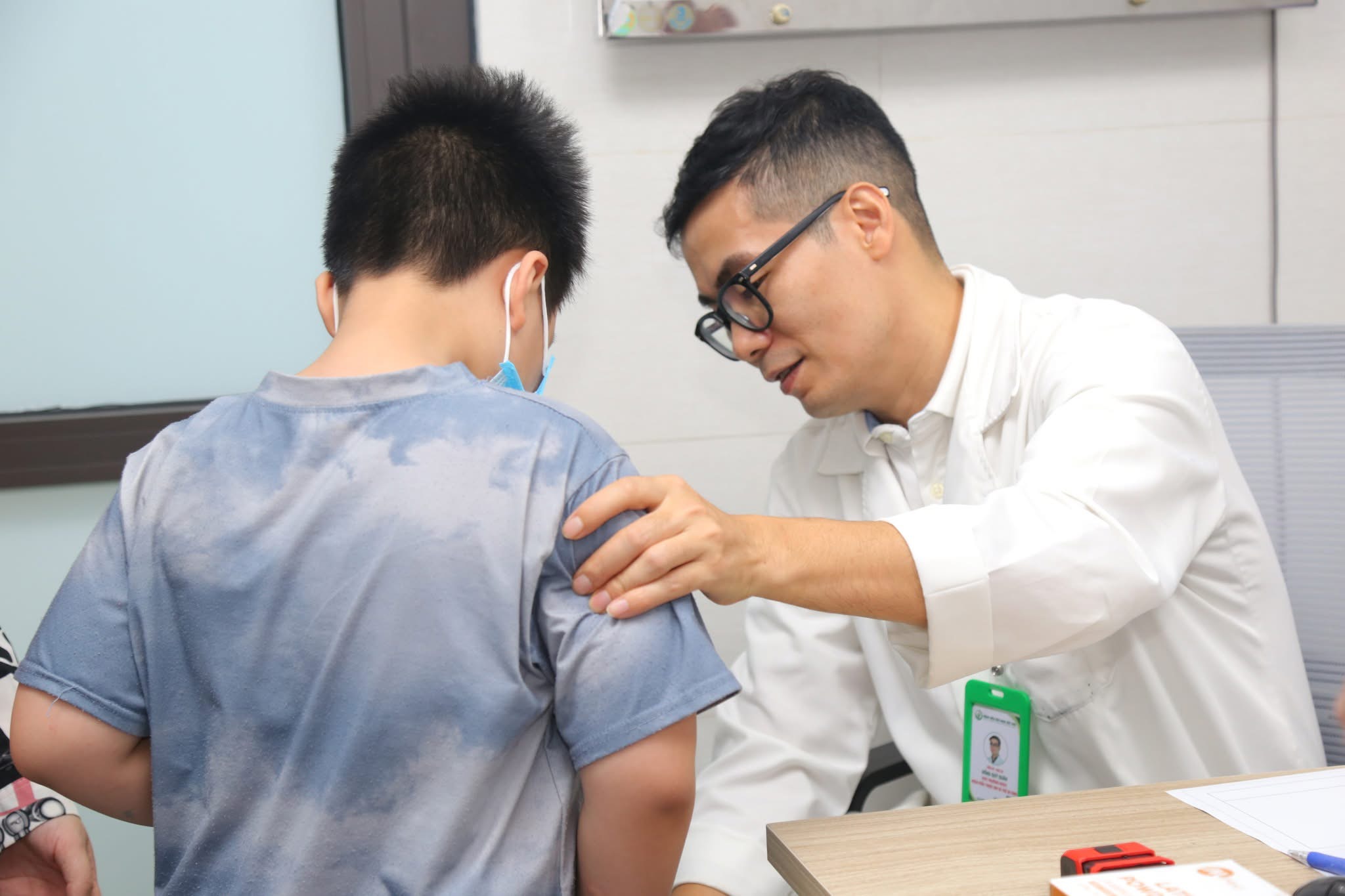 di-tat-3-17797038239551094870375 Trẻ bị dị tật tiết niệu, sinh dục phát hiện muộn có thể ảnh hưởng sinh sản sau này- Ảnh 1.