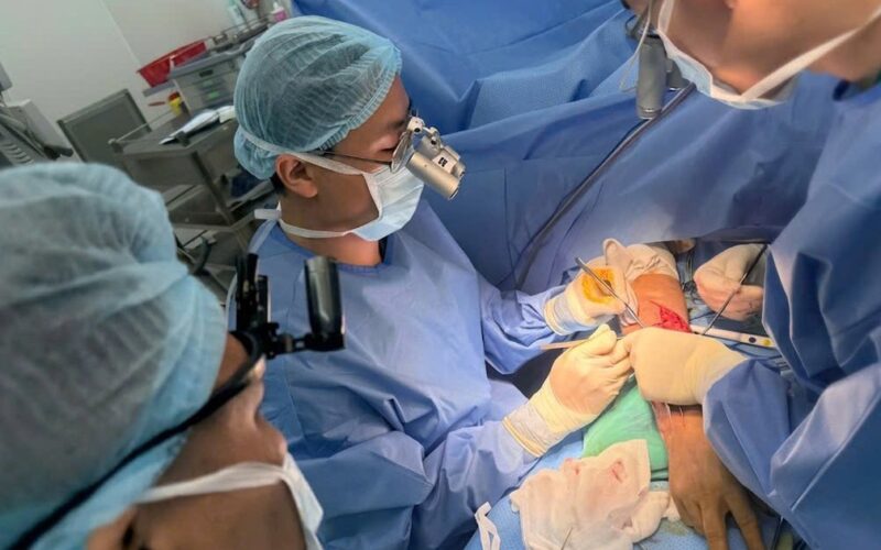Người đàn ông mất dương vật sau bỏng điện cao thế được bác sĩ tái tạo kịp thời