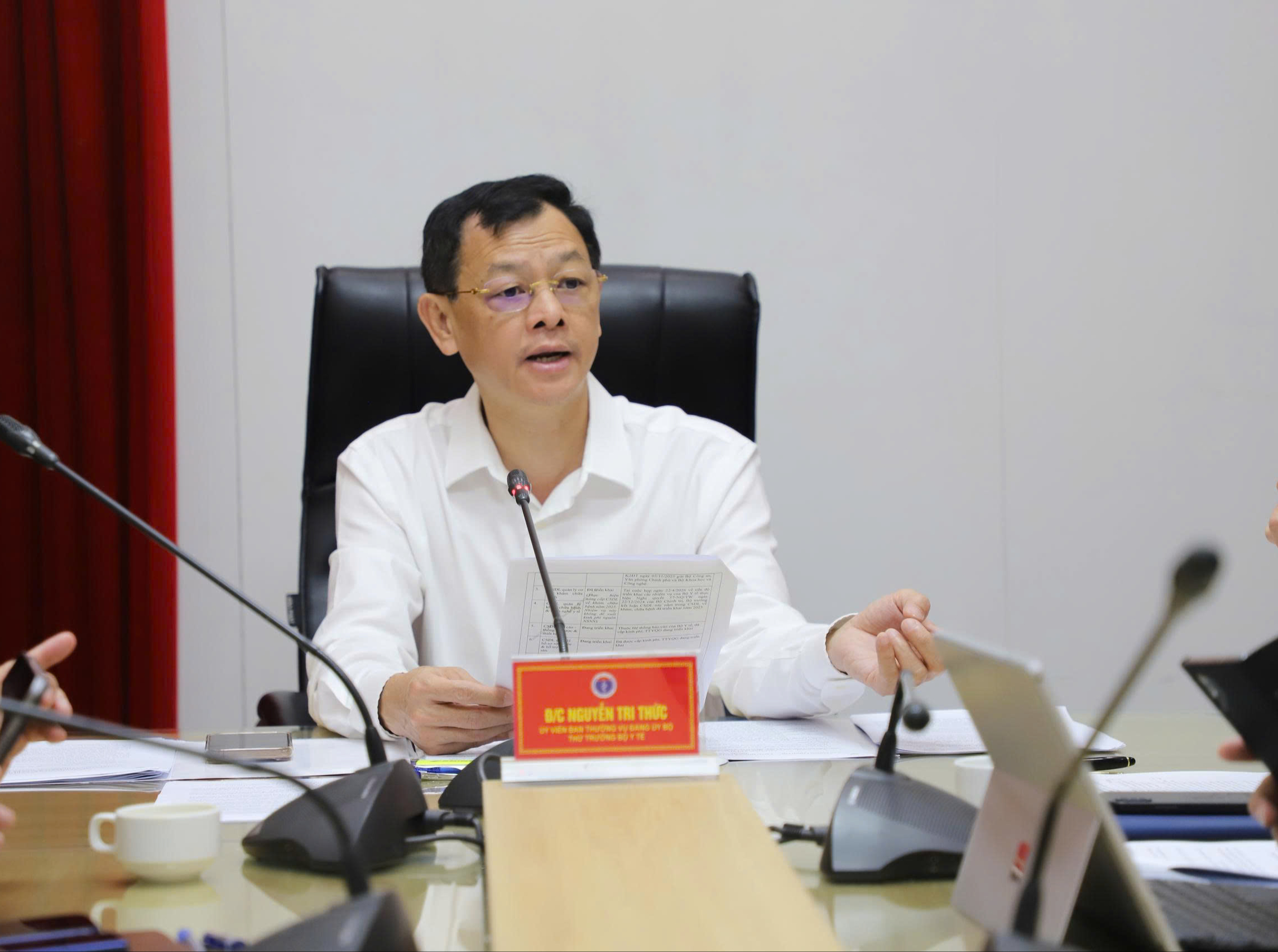 edit-anh-thuc-12-17785593451013892289 Bộ Y tế tiếp tục đôn đốc tiến độ xây dựng cơ sở dữ liệu y tế, thúc đẩy Sổ sức khỏe điện tử
- Ảnh 1.