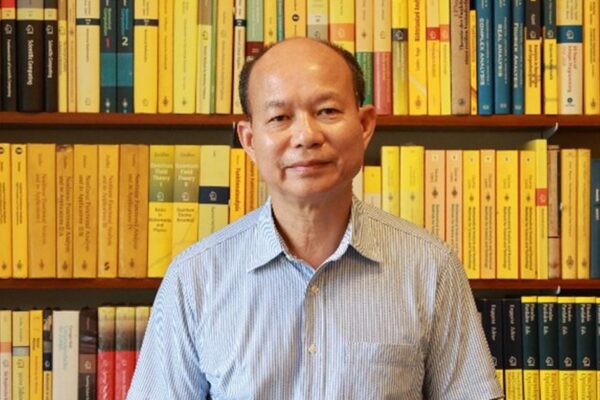 GS Hoàng Xuân Phú được bầu là Viện sĩ của Viện Hàn lâm Châu Âu